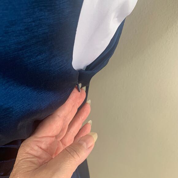 Adrianna Papell Size 10 One Shoulder Satin Dress Midnight Blue Pleated Cocktail - Picture 11 of 13